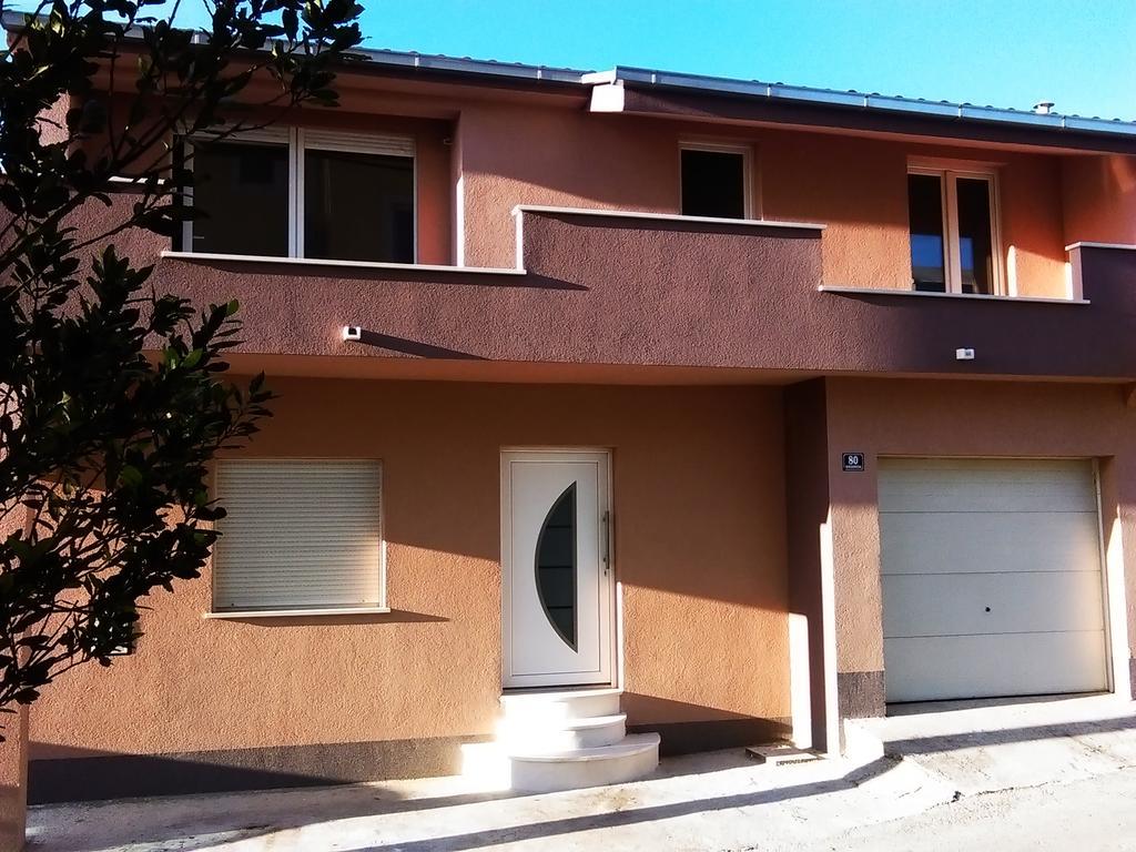 Apartment Ivo Podstrana Buitenkant foto